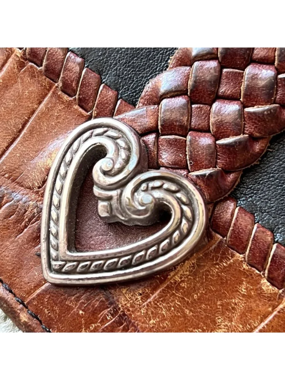 Brighton Vintage Leather Wallet Heart Concho Western Boho Card Cas Carryall FLAW